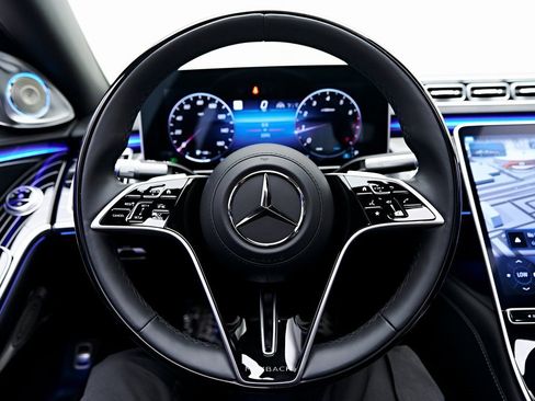 Used 2025 Mercedes-Benz Maybach S 580 4MATIC image 72