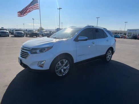 Used 2018 Chevrolet Equinox Premier image 34