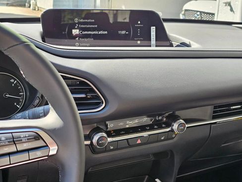 New 2025 MAZDA CX-30 AWD 2.5 S w/ Preferred Package image 19