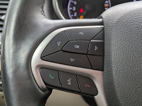 Used 2018 Jeep Grand Cherokee Limited w/ Luxury Group II image 32