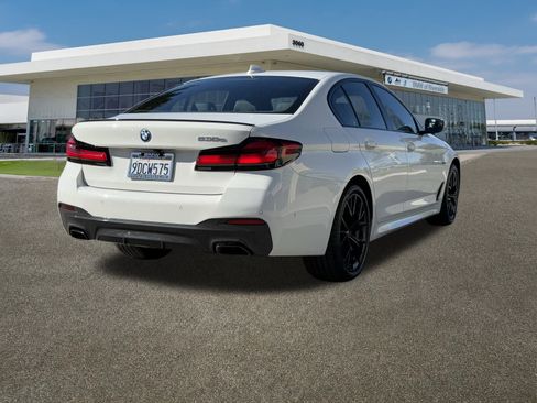 Certified 2023 BMW 530e w/ M Sport Package image 10