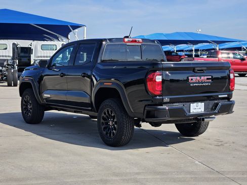 New 2026 GMC Canyon Elevation w/ Convenience Package RWD image 4