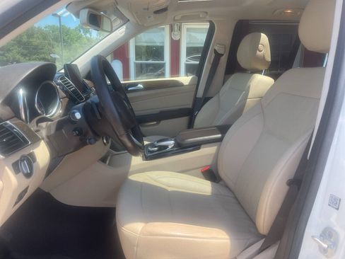 Used 2017 Mercedes-Benz GLE 350 4MATIC image 5
