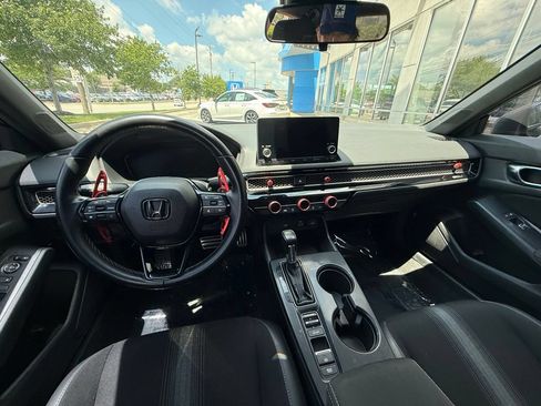 Used 2023 Honda Civic Sport image 6