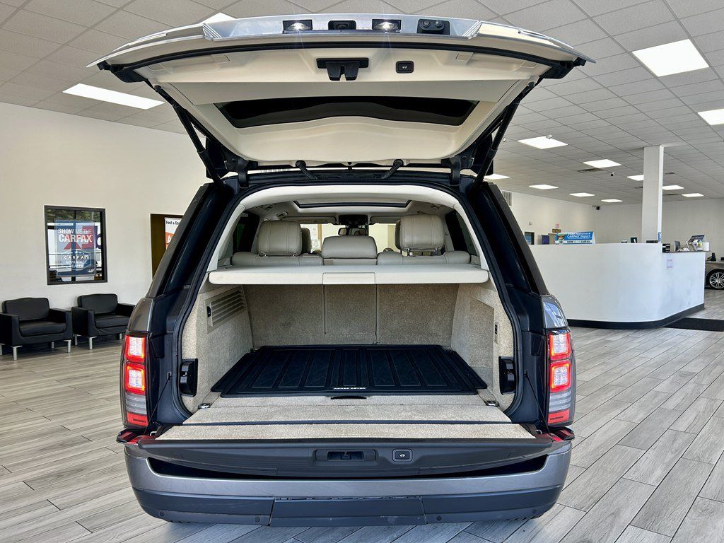 Used 2016 Land Rover Range Rover Supercharged AWD/4WD image 9