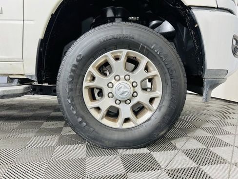 Used 2023 RAM 3500 Laramie image 7