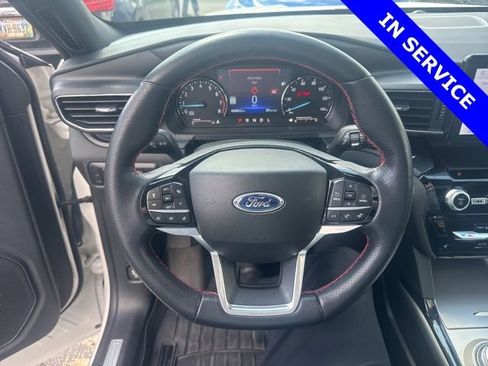 Used 2023 Ford Explorer ST-Line w/ Class IV Trailer Tow Package image 6