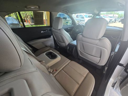 Used 2019 Cadillac XT4 Premium Luxury FWD image 9