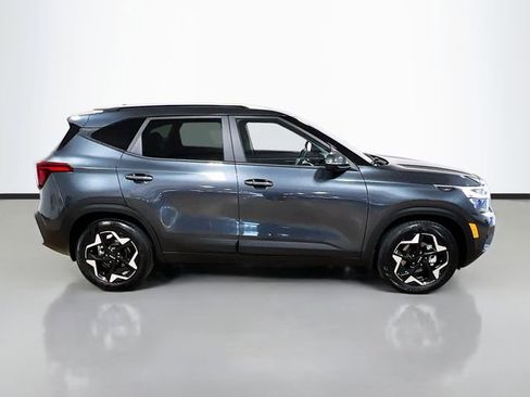 Certified 2025 Kia Seltos S image 8