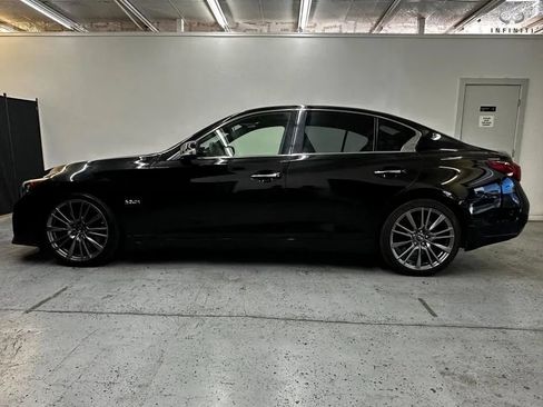 Used 2018 INFINITI Q50 Red Sport 400 w/ Sensory Package (Sport) RWD image 8