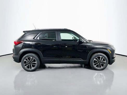 New 2026 Chevrolet TrailBlazer LT w/ LT Cold Weather Package image 4