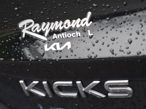 Used 2025 Nissan Kicks S AWD/4WD image 15