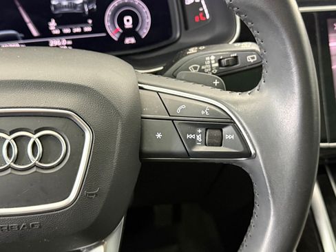 Used 2020 Audi Q7 2.0T Premium Plus w/ Premium Plus Package image 27