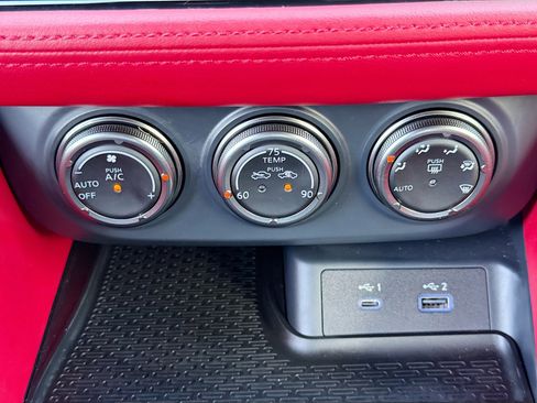 Used 2024 Nissan Z Performance w/ Floor Mat Package RWD image 31