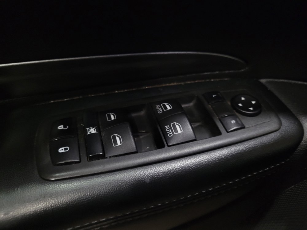 Used 2022 Dodge Durango SXT AWD/4WD image 27