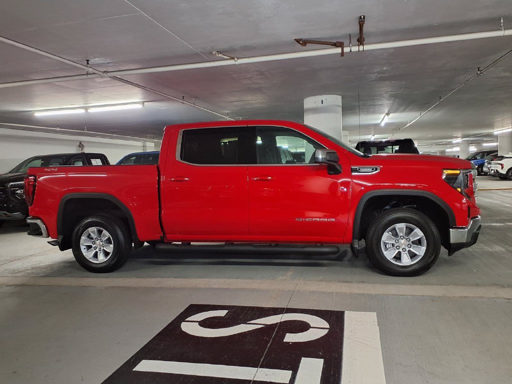 New 2026 GMC Sierra 1500 SLE w/ Preferred Package AWD/4WD image 4