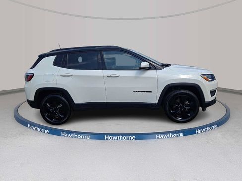 Used 2021 Jeep Compass Latitude AWD/4WD image 7