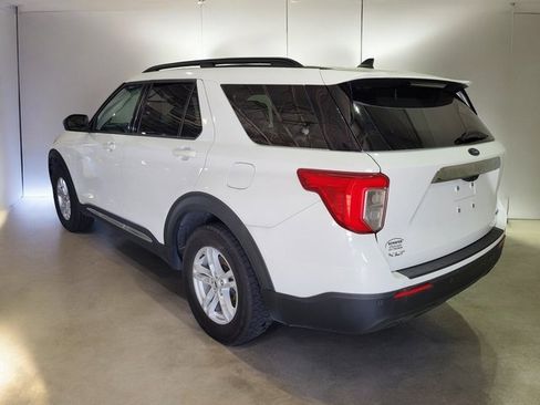 Used 2022 Ford Explorer XLT image 20