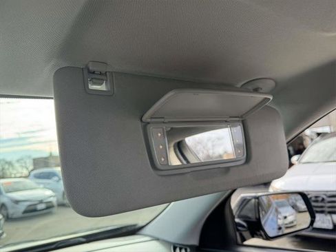 Used 2019 Chevrolet Traverse RS image 27