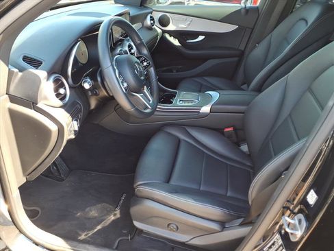 Used 2022 Mercedes-Benz GLC 300 image 22