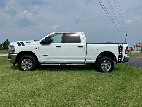 Used 2024 RAM 2500 Big Horn w/ Off Road Package AWD/4WD image 4