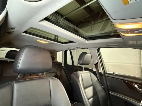 Used 2015 Mercedes-Benz GLK 350 2WD image 9