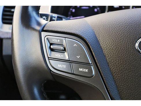 Used 2018 Hyundai Santa Fe Sport 2.0T image 16