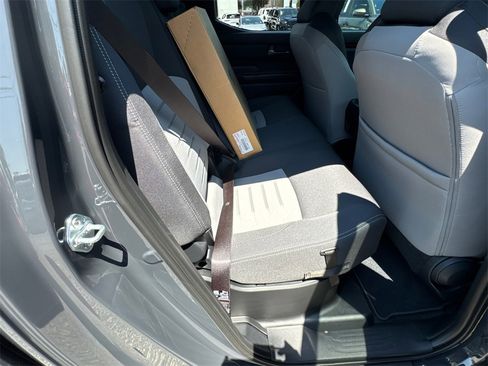 New 2025 Toyota Tacoma TRD Off-Road image 15