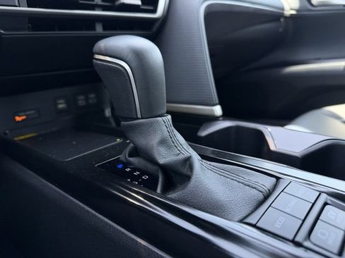 Used 2026 Toyota Camry SE FWD image 19