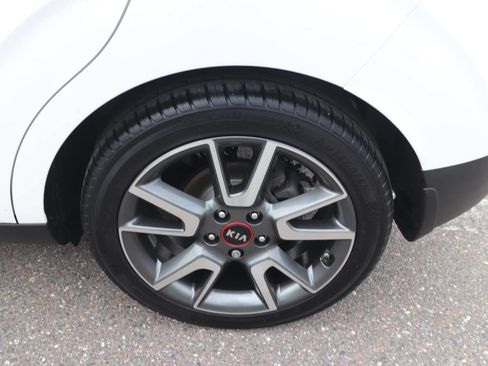 Used 2020 Kia Soul EX FWD image 14