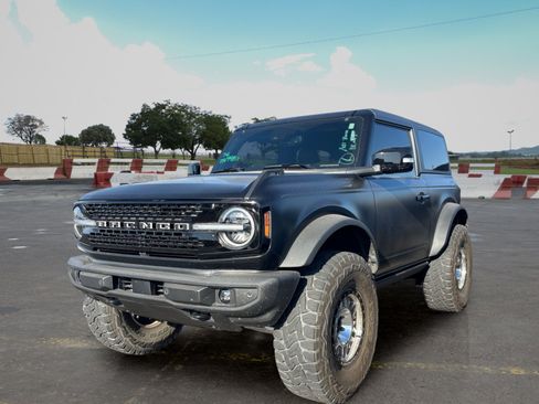 Used 2021 Ford Bronco Wildtrak AWD/4WD image 5