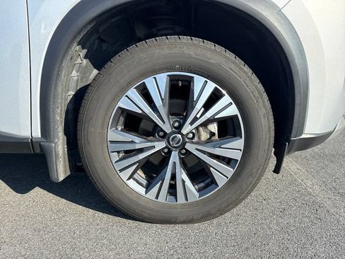 Used 2021 Nissan Rogue SV AWD/4WD image 11
