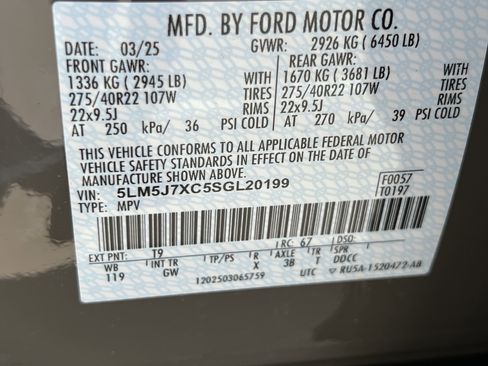 New 2025 Lincoln Aviator Reserve w/ Equipment Group 201A image 32