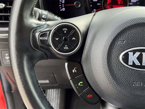 Used 2017 Kia Soul + w/ Designer's Package image 11