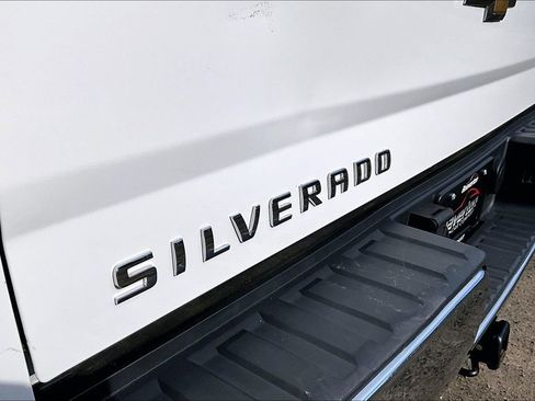 Used 2015 Chevrolet Silverado 1500 LT image 33
