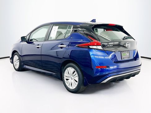 Used 2025 Nissan Leaf S image 5