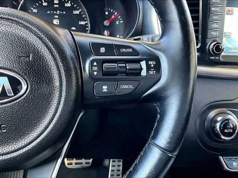 Used 2016 Kia Sorento SX w/ SXL Technology Package image 23