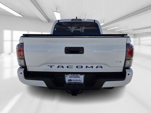 Used 2020 Toyota Tacoma TRD Sport w/ Technology Package image 7