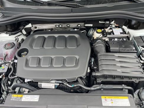 New 2026 Volkswagen Tiguan SE image 23