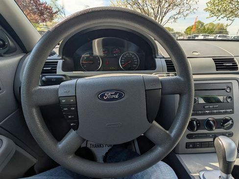 Used 2005 Ford Five Hundred SE image 15