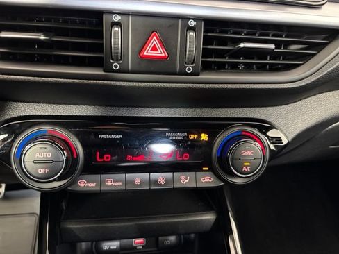 Used 2022 Kia Forte GT-Line w/ GT-Line Technology Package FWD image 18