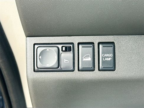 Used 2020 Nissan Frontier PRO-4X image 19