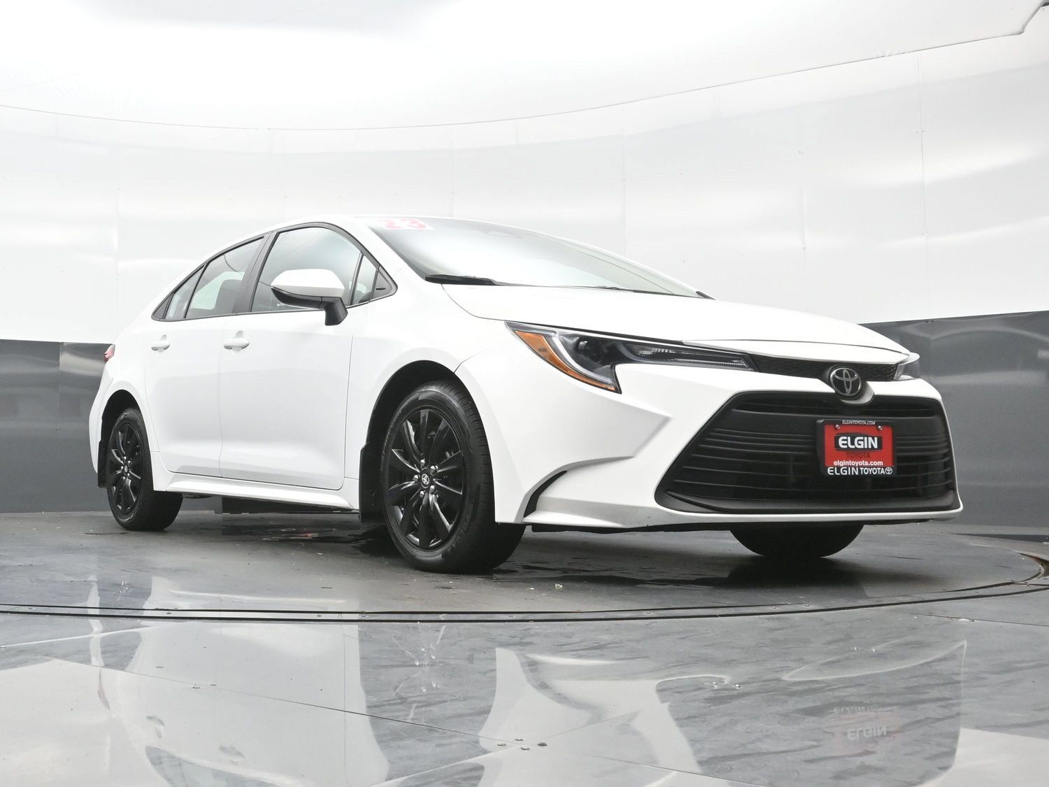 Used 2023 Toyota Corolla LE FWD image 23