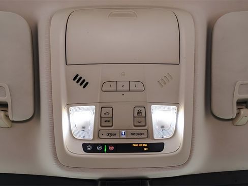 Used 2019 Cadillac XT5 Luxury image 19