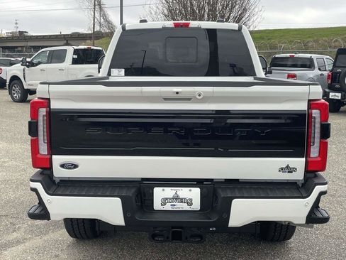 New 2026 Ford F250 Platinum AWD/4WD image 4
