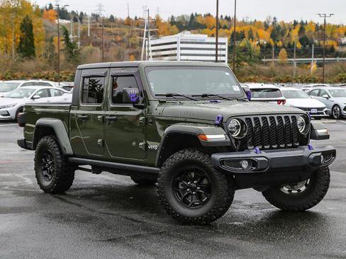 Used 2021 Jeep Gladiator Willys image 2