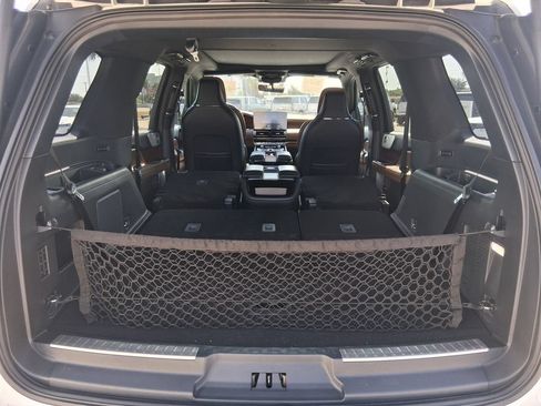 Used 2023 Lincoln Navigator Reserve RWD image 6