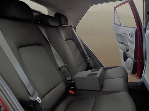 New 2026 Hyundai Venue SE image 20