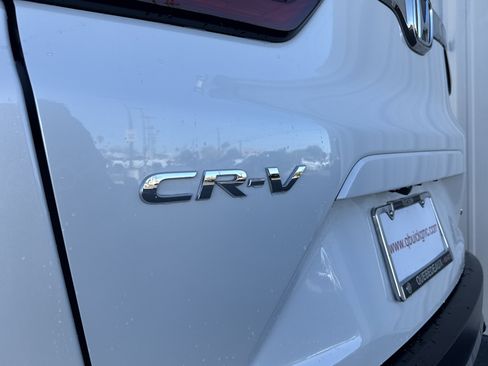 Used 2020 Honda CR-V Touring image 11