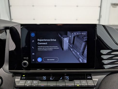 Used 2025 Toyota Camry LE image 20